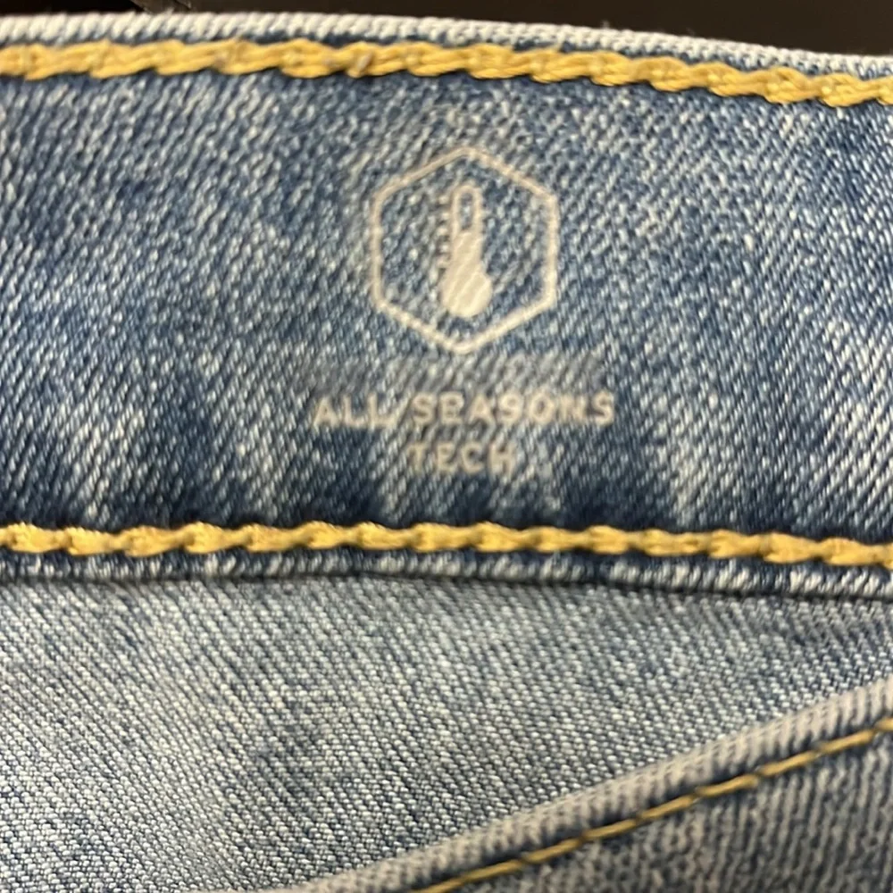 Levi Strauss Co 502 Regular Taper Jeans Mens W40 L30 Blue Water<Less Tech
